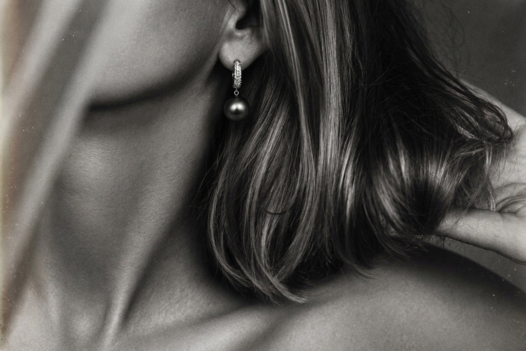 Black Pearl Drop Earrings with Diamonds, black and white